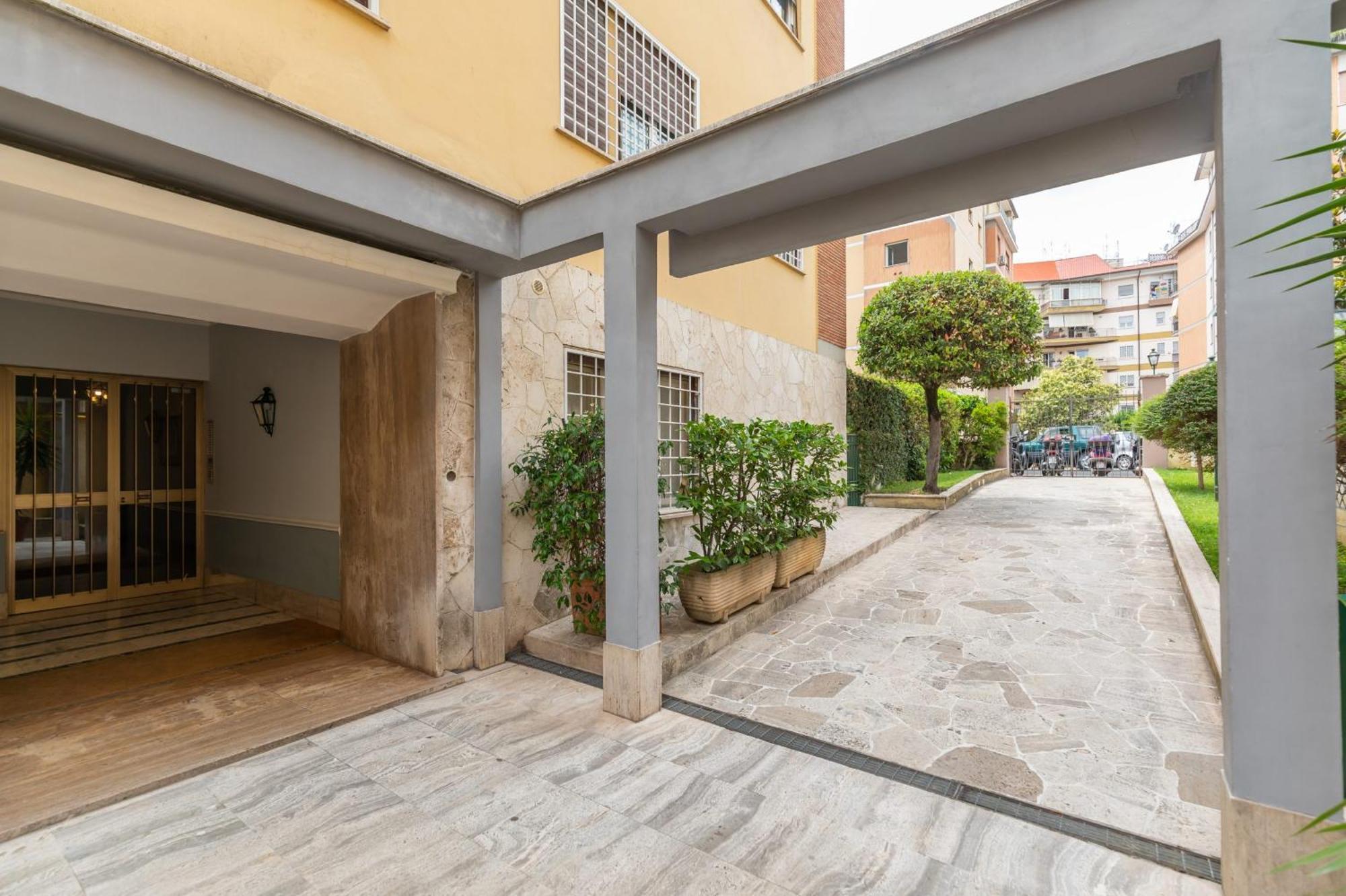 Fleming Suites By Hili Rome Exterior photo